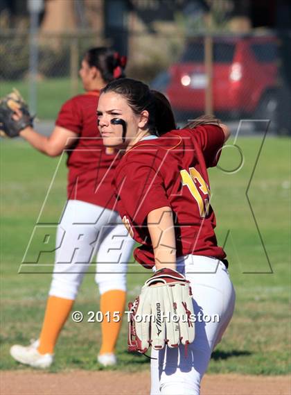 Thumbnail 2 in Gladstone vs Wilson photogallery.