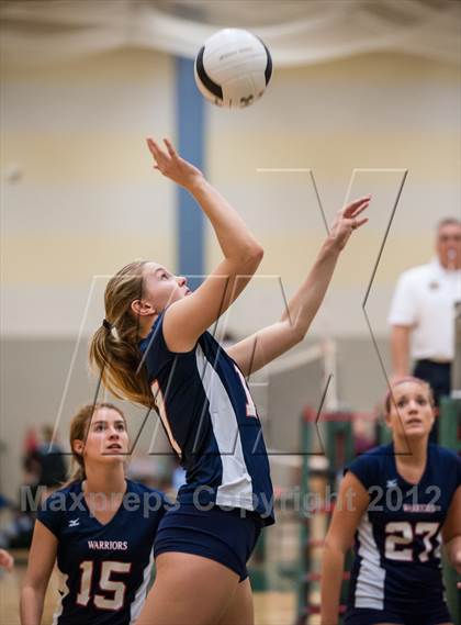 Thumbnail 3 in Barnstable vs Lincoln-Sudbury (2012 Showcase of Champions Holyoke Gold Final) photogallery.