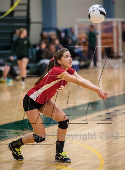 Thumbnail 1 in Barnstable vs Lincoln-Sudbury (2012 Showcase of Champions Holyoke Gold Final) photogallery.