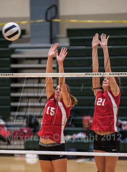 Thumbnail 1 in Barnstable vs Lincoln-Sudbury (2012 Showcase of Champions Holyoke Gold Final) photogallery.