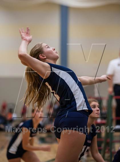Thumbnail 3 in Barnstable vs Lincoln-Sudbury (2012 Showcase of Champions Holyoke Gold Final) photogallery.
