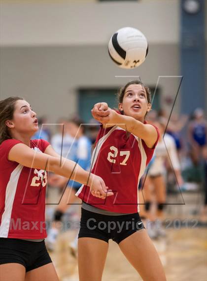 Thumbnail 1 in Barnstable vs Lincoln-Sudbury (2012 Showcase of Champions Holyoke Gold Final) photogallery.
