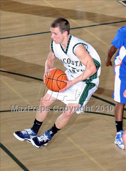 Thumbnail 3 in La Costa Canyon vs. St. Joseph Notre Dame (MaxPreps Holiday Classic) photogallery.