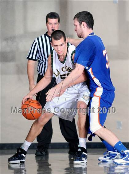 Thumbnail 3 in La Costa Canyon vs. St. Joseph Notre Dame (MaxPreps Holiday Classic) photogallery.