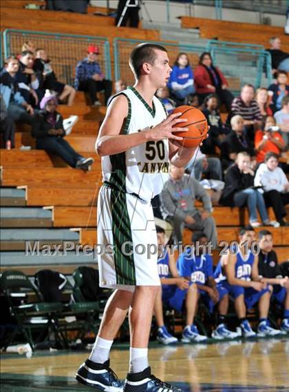 Thumbnail 3 in La Costa Canyon vs. St. Joseph Notre Dame (MaxPreps Holiday Classic) photogallery.