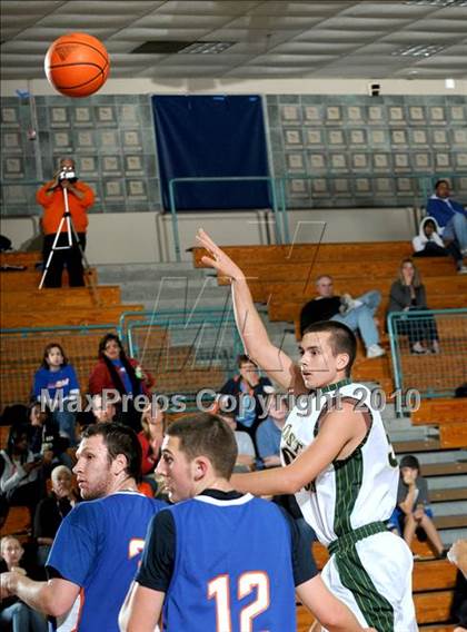 Thumbnail 3 in La Costa Canyon vs. St. Joseph Notre Dame (MaxPreps Holiday Classic) photogallery.