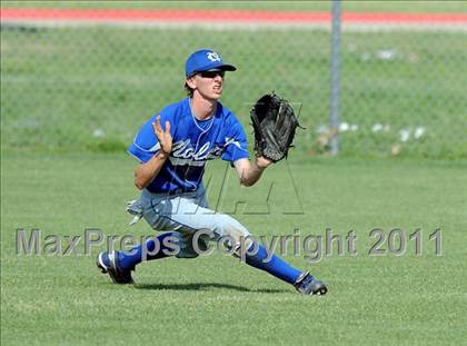 Thumbnail 3 in Nolan Catholic @ John Paul II photogallery.