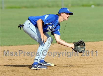 Thumbnail 3 in Nolan Catholic @ John Paul II photogallery.