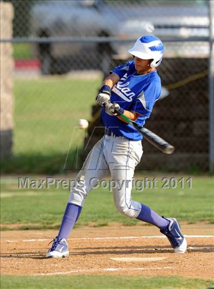 Thumbnail 3 in Nolan Catholic @ John Paul II photogallery.