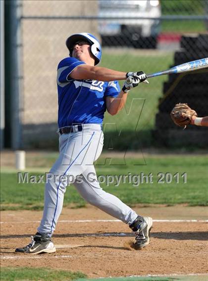 Thumbnail 3 in Nolan Catholic @ John Paul II photogallery.