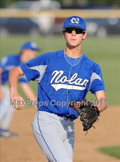Thumbnail 1 in Nolan Catholic @ John Paul II photogallery.