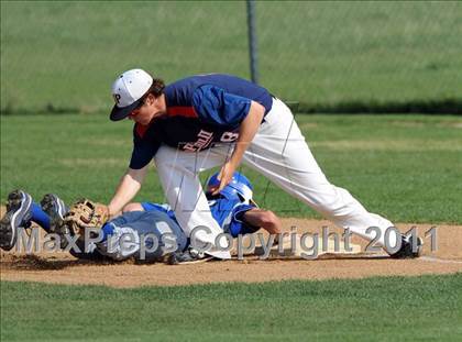 Thumbnail 3 in Nolan Catholic @ John Paul II photogallery.