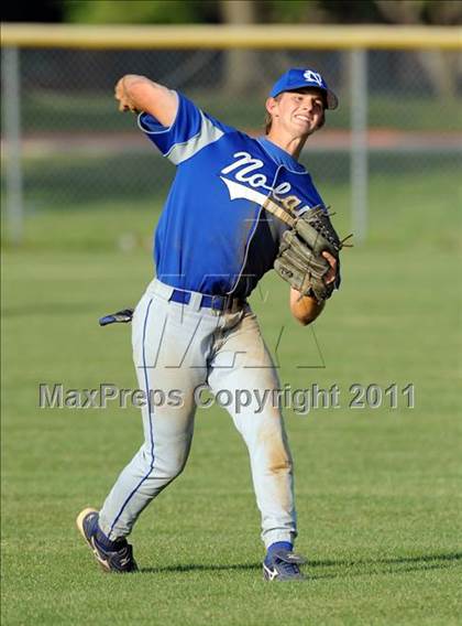 Thumbnail 3 in Nolan Catholic @ John Paul II photogallery.