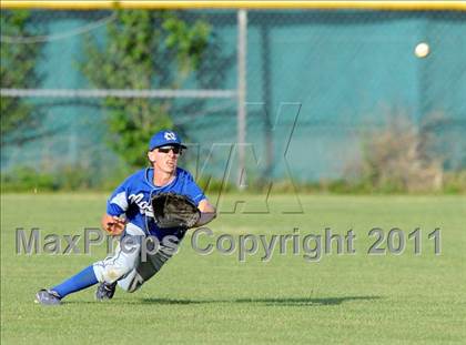 Thumbnail 1 in Nolan Catholic @ John Paul II photogallery.