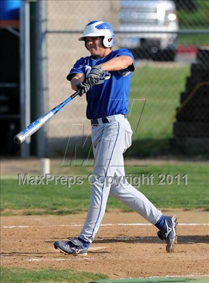 Thumbnail 1 in Nolan Catholic @ John Paul II photogallery.