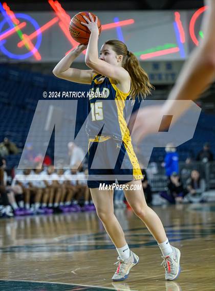 Thumbnail 2 in Mead vs. Garfield (WIAA 3A Final) photogallery.