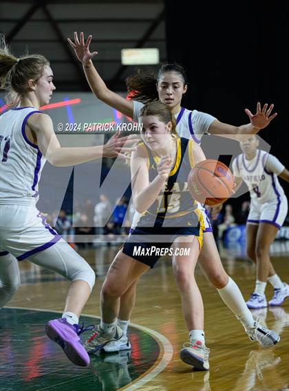 Thumbnail 2 in Mead vs. Garfield (WIAA 3A Final) photogallery.