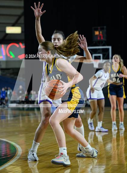 Thumbnail 2 in Mead vs. Garfield (WIAA 3A Final) photogallery.