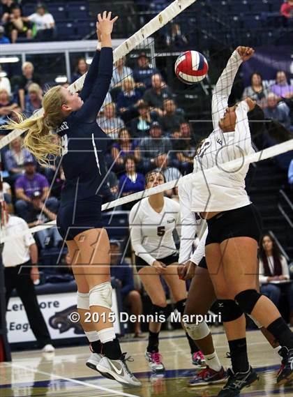 Thumbnail 2 in Independence vs. Central Valley Christian (CIF Central D2 Final) photogallery.