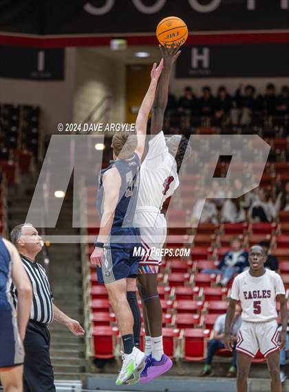 Thumbnail 1 in Duchesne vs. American Prep WV (UHSAA 2A Quarterfinal) photogallery.