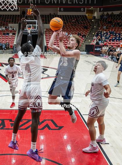 Thumbnail 3 in Duchesne vs. American Prep WV (UHSAA 2A Quarterfinal) photogallery.