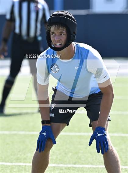 Thumbnail 1 in San Clemente vs. Corona del Mar (Brave 8 Invitational) photogallery.