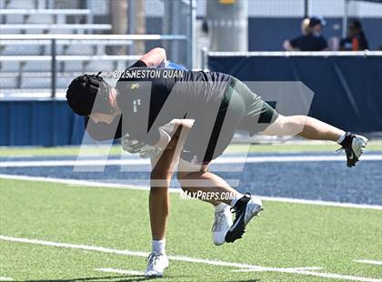 Thumbnail 3 in San Clemente vs. Corona del Mar (Brave 8 Invitational) photogallery.