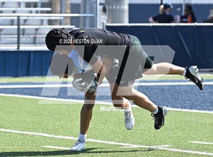 Thumbnail 1 in San Clemente vs. Corona del Mar (Brave 8 Invitational) photogallery.
