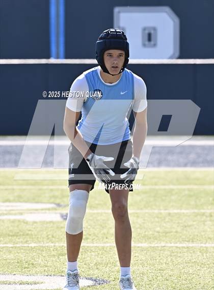 Thumbnail 1 in San Clemente vs. Corona del Mar (Brave 8 Invitational) photogallery.