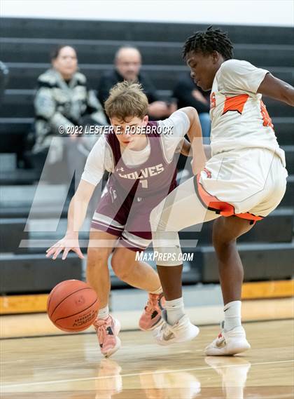 Thumbnail 3 in Davenport vs Gonzales photogallery.