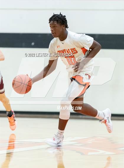 Thumbnail 3 in Davenport vs Gonzales photogallery.