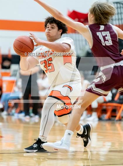 Thumbnail 1 in Davenport vs Gonzales photogallery.