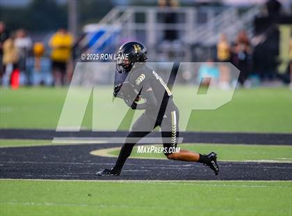 Thumbnail 2 in Mustang @ Broken Arrow photogallery.