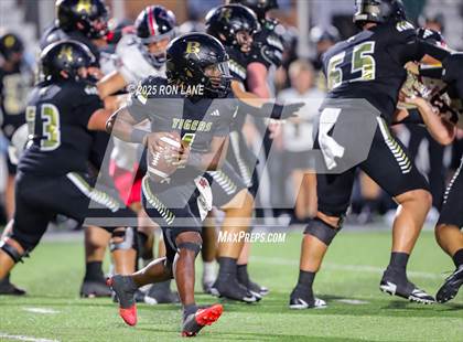 Thumbnail 3 in Mustang @ Broken Arrow photogallery.