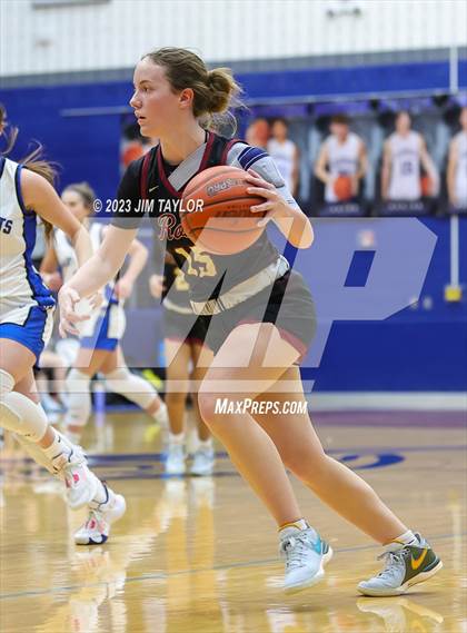 Thumbnail 2 in Rouse vs. Krum (Weatherford Raising Cane Christmas Classic) photogallery.