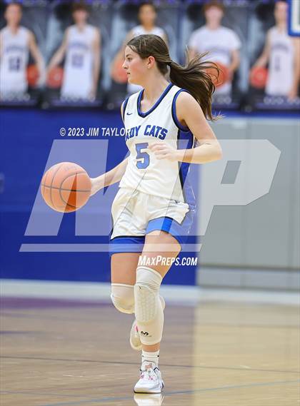 Thumbnail 1 in Rouse vs. Krum (Weatherford Raising Cane Christmas Classic) photogallery.