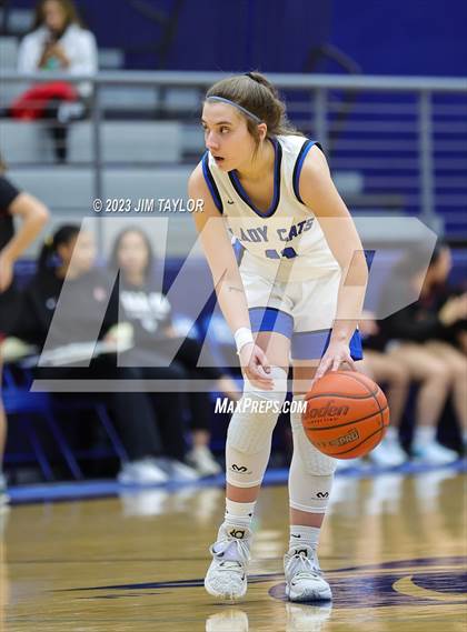 Thumbnail 1 in Rouse vs. Krum (Weatherford Raising Cane Christmas Classic) photogallery.