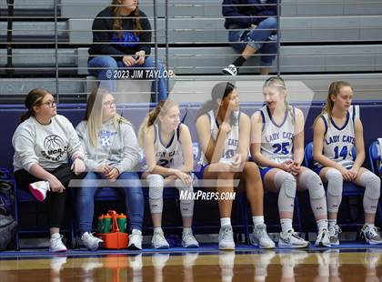 Thumbnail 2 in Rouse vs. Krum (Weatherford Raising Cane Christmas Classic) photogallery.