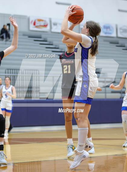 Thumbnail 2 in Rouse vs. Krum (Weatherford Raising Cane Christmas Classic) photogallery.