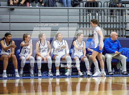 Thumbnail 2 in Rouse vs. Krum (Weatherford Raising Cane Christmas Classic) photogallery.