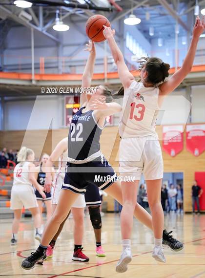 Thumbnail 1 in Snohomish vs. Meadowdale photogallery.