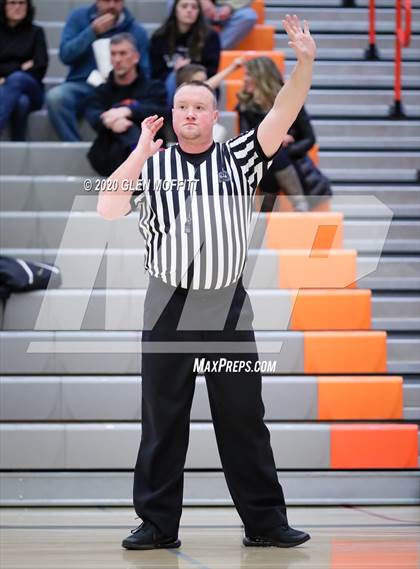 Thumbnail 3 in Snohomish vs. Meadowdale photogallery.