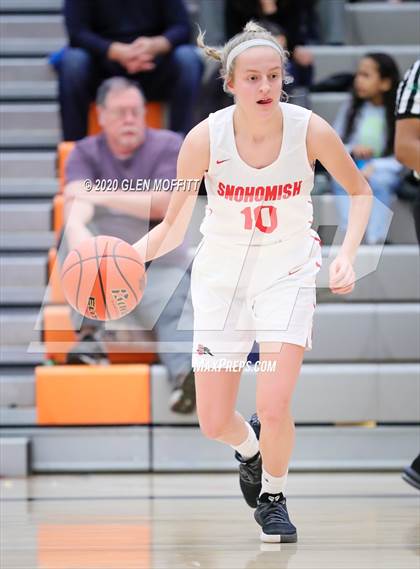 Thumbnail 2 in Snohomish vs. Meadowdale photogallery.