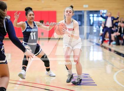 Thumbnail 2 in Snohomish vs. Meadowdale photogallery.