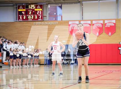 Thumbnail 3 in Snohomish vs. Meadowdale photogallery.