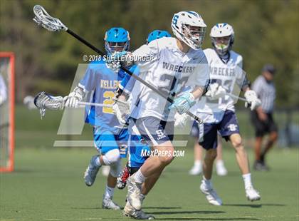 Thumbnail 3 in Staples vs Kellenberg Memorial photogallery.