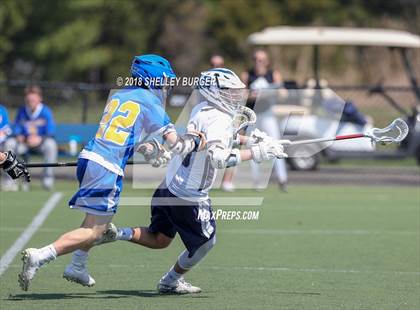 Thumbnail 2 in Staples vs Kellenberg Memorial photogallery.
