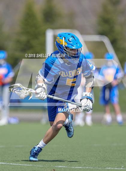 Thumbnail 2 in Staples vs Kellenberg Memorial photogallery.
