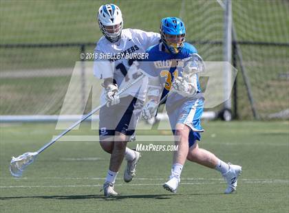 Thumbnail 1 in Staples vs Kellenberg Memorial photogallery.