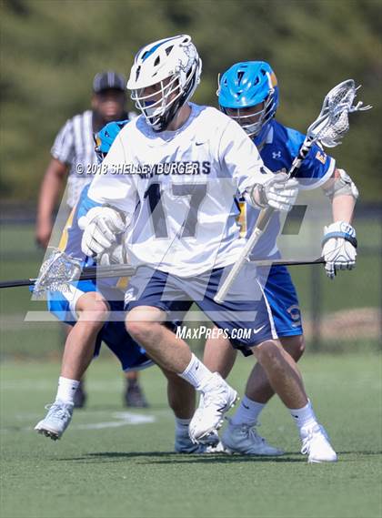 Thumbnail 2 in Staples vs Kellenberg Memorial photogallery.